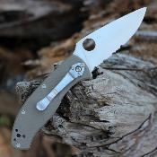 SC122GBNM4PS Couteau Spyderco Tenacious Brown Lame Acier CPM-M4 Combo Satin - Livraison Gratuite