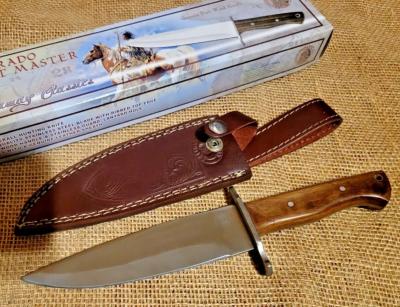 FCW1011DW Couteau De Chasse Frost Cutlery Colorado Hunt Master Lame Acier Inox Étui Cuir - Livraison Gratuite